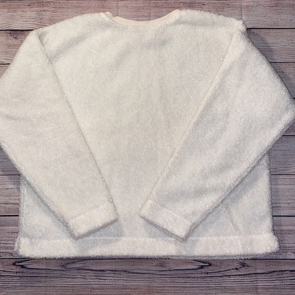 White Loft Pullover Fuzzy Sweatshirt Size Small - Picture 5 of 5
